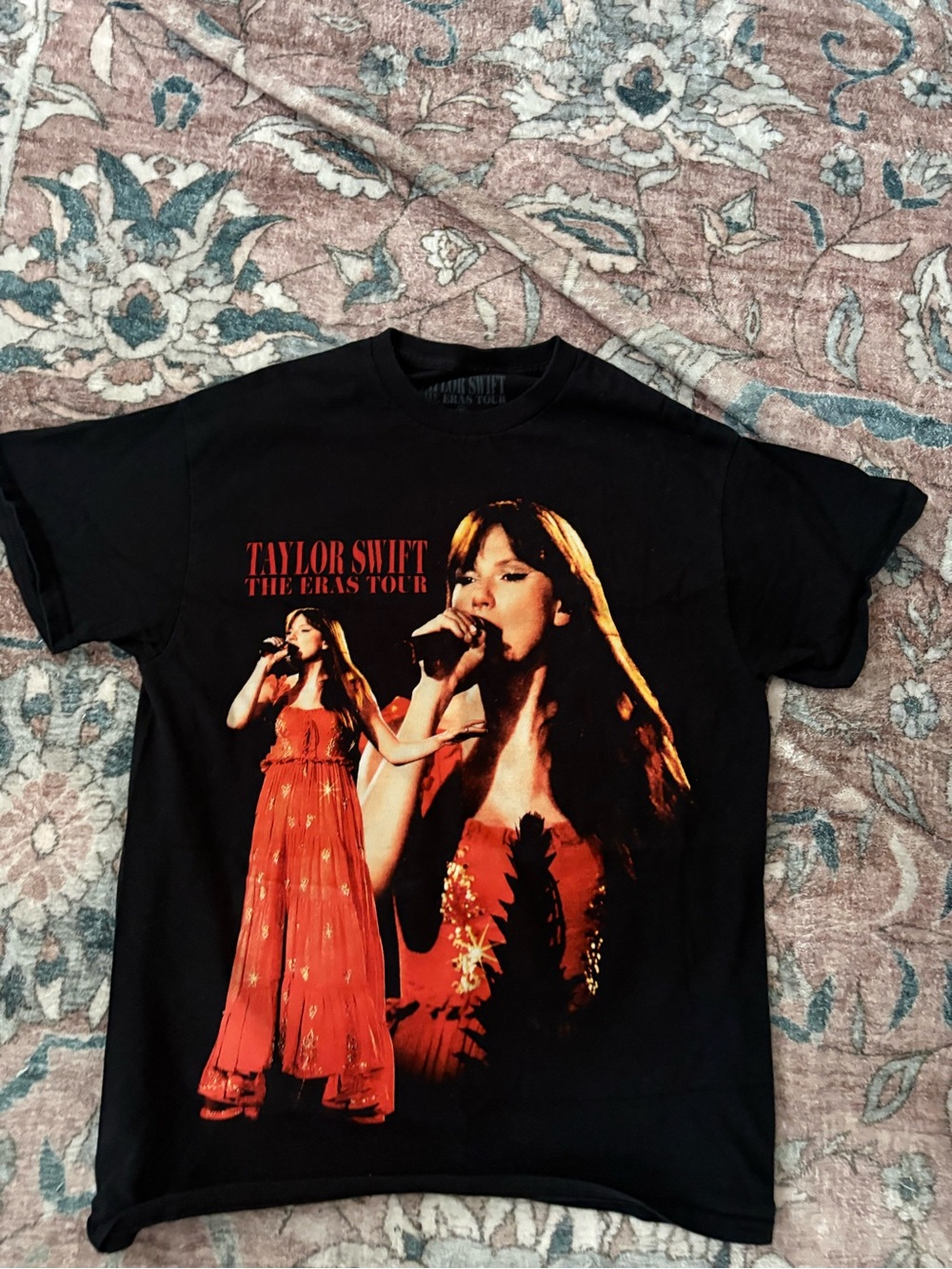 Taylor Swift The Eras Tour Black Orange  Evermore T-Shirt Medium